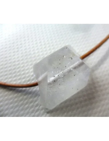 Apophyllite blanche en pendentif