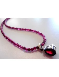 Grenat collier avec pendentif argent