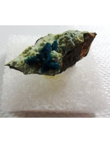 Dioptase avec adamite cristalisée