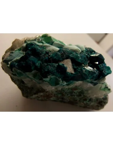 Quattro quantum dioptase minéral