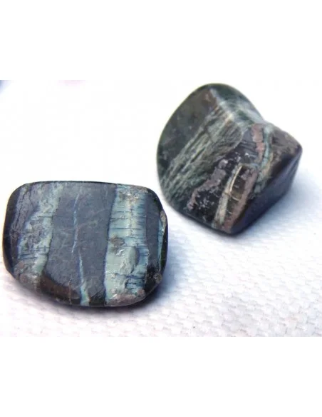 Serpentine oei d'argent polis