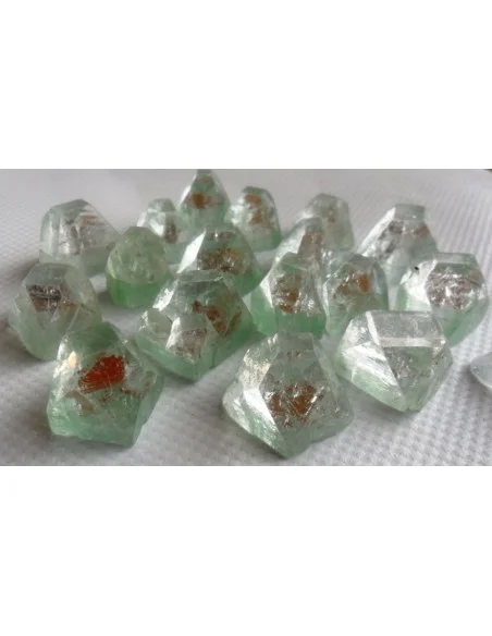 Apophyllite verte cristal Apophyllite verte cristal