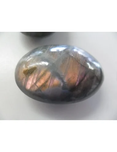 Labradorite  rose galet polis