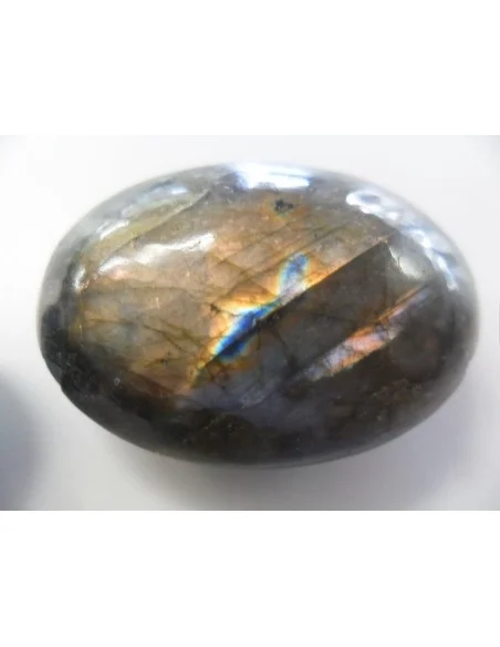 Labradorite  rose galet polis