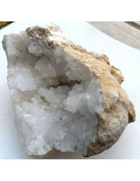 Geode quartz 2.448g