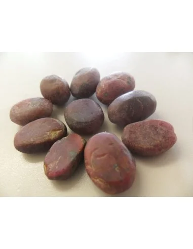 Spinelle rouge cabochon