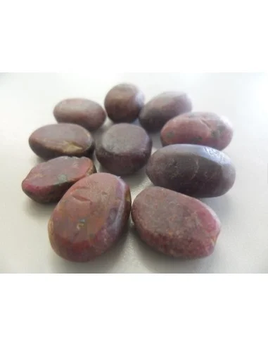 Spinelle rouge cabochon