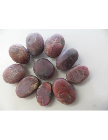 Spinelle rouge cabochon