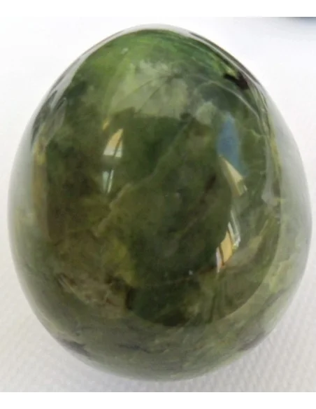 Oeuf Uvarowite grenat verte 56mm