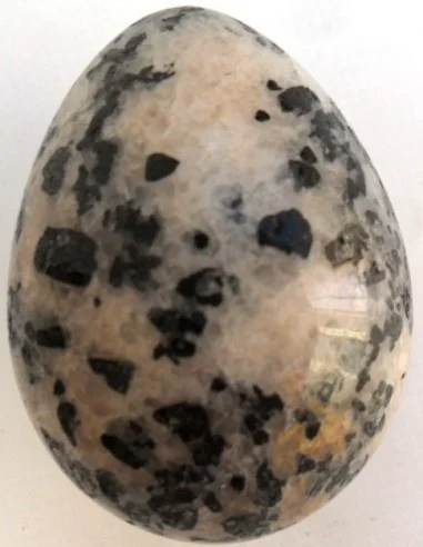 Oeuf Quartz rose tourmaline 6cm