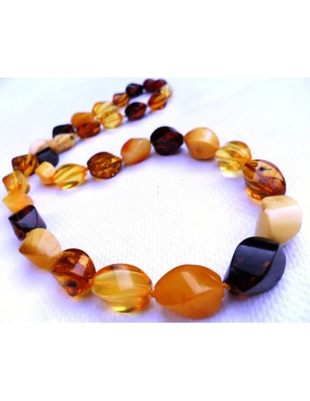 Collier ambre trois couleurs 