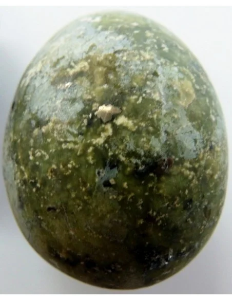 Oeuf serpentine avec pyrite
