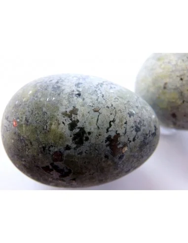 Oeuf serpentine avec pyrite