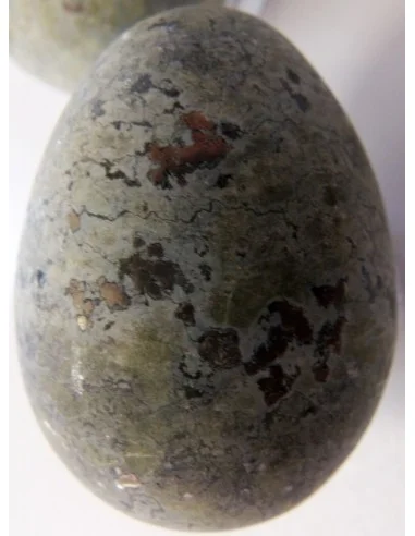 Oeuf serpentine avec pyrite