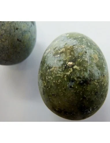 Oeuf serpentine avec pyrite