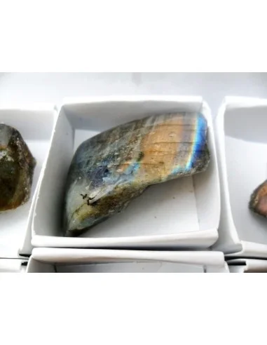 Labradorite moité polis 13 à 34g