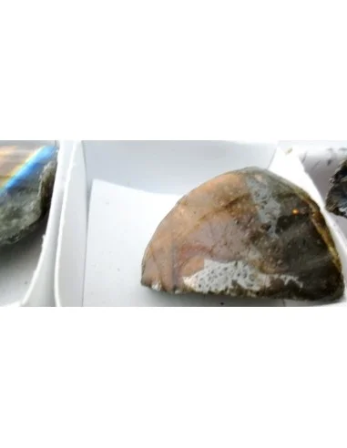 Labradorite moité polis 13 à 34g