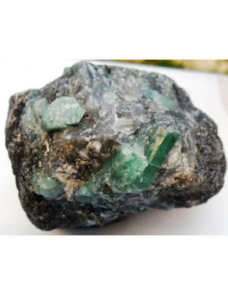 Grand morceau Emeraudes gangue Grand morceau Emeraudes gangue