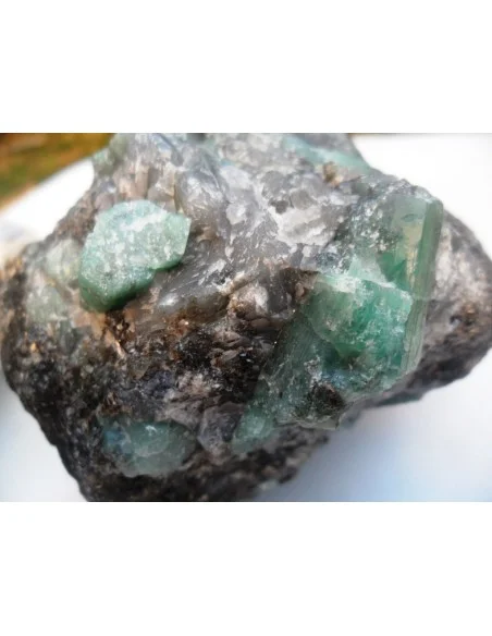 Grand morceau Emeraudes gangue Grand morceau Emeraudes gangue