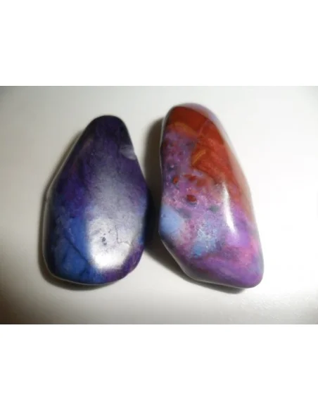 Richiterite avec sugilite Richiterite avec sugilite