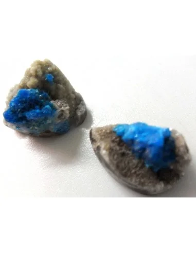 Pentagonite avec cavansite pierre