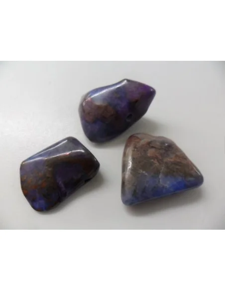 Richiterite en sugilite Richiterite en sugilite