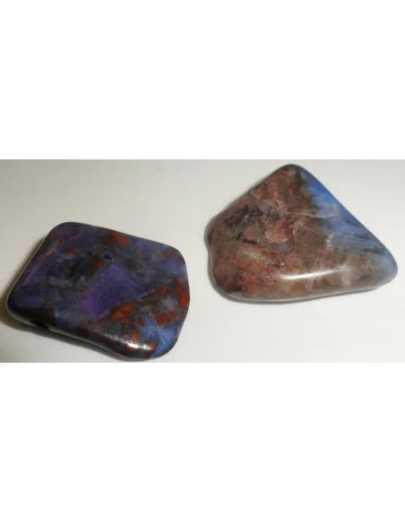 Richiterite en sugilite Richiterite en sugilite