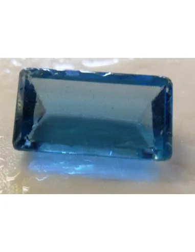 Tourmaline bleue gemme