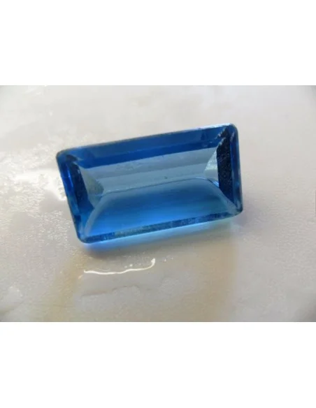 Tourmaline bleue gemme