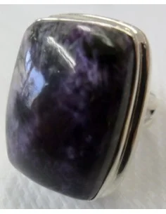 Bague en Charoïte
