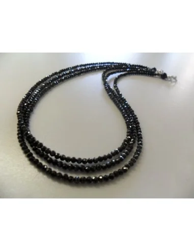 Collier Spinelle noire, trois colliers ensemble