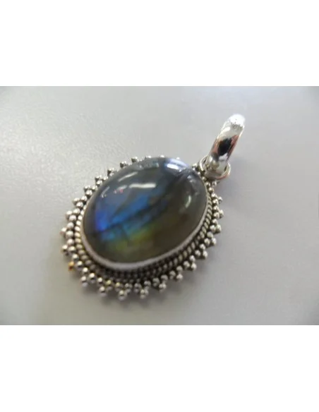 Pendentif labradorite spectrolite ovale
