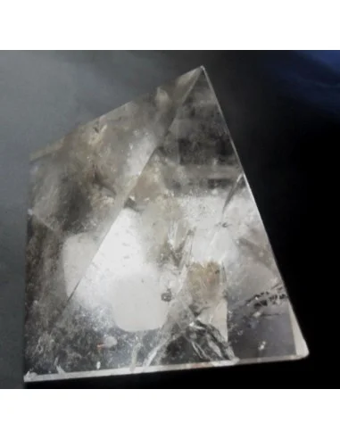 Pyramide en cristal de roche