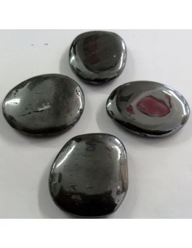 Hématite galet polis