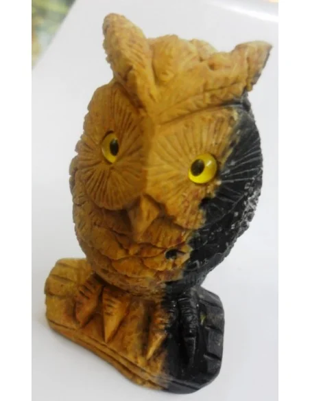 Chouette en bois fossilisé