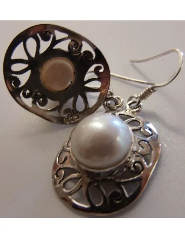 Boucles doreilles perle blanche argent