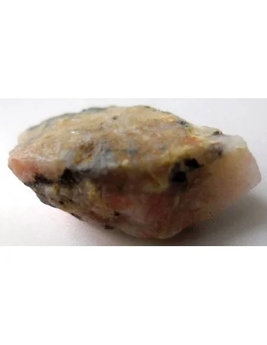 Tugtupite mineral