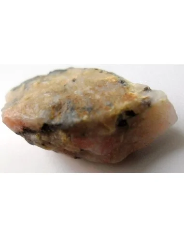 Tugtupite mineral