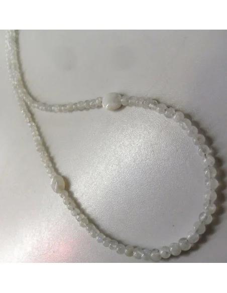 Pierre de lune collier 4mm et ovale 10mm Pierre de lune collier 4mm et ovale 10mm