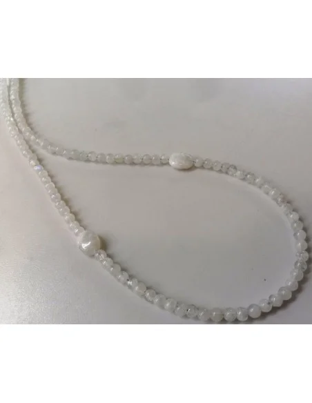 Pierre de lune collier 4mm et ovale 10mm Pierre de lune collier 4mm et ovale 10mm