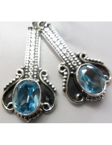 Boucles d'oreilles en topaze bleu
