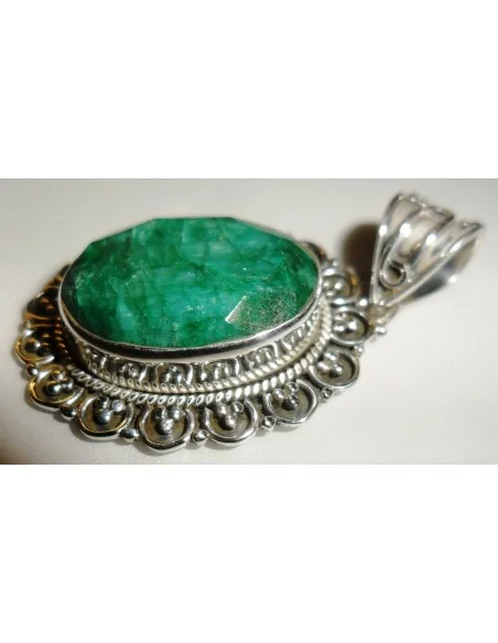Emeraude pendentif  Emeraude pendentif