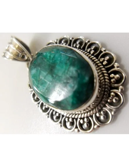Emeraude pendentif  Emeraude pendentif