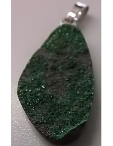 Uvarowite cristaux pendentif