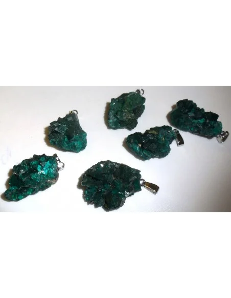 Pendentif Dioptase cristalise magnifique Pendentif Dioptase cristalise magnifique