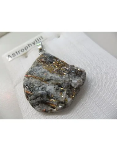 Astrophyllite brute pendentif