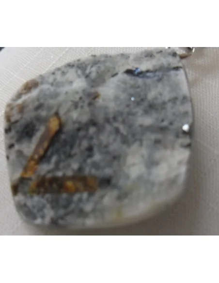 Astrophyllite brute pendentif Astrophyllite brute pendentif