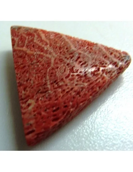 Corail rouge tétraèdre pendentif Corail rouge tétraèdre pendentif