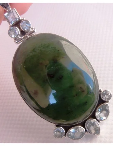 Pendentif  Jade et aigue marine montes en argent