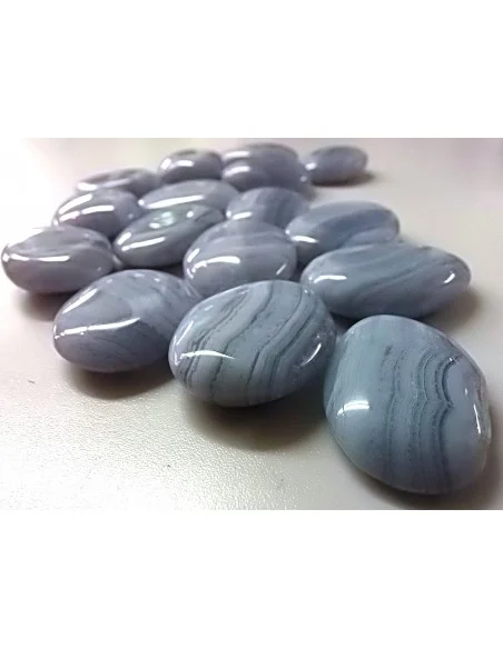 Calcedoine bleue galet plat 16 a 19g